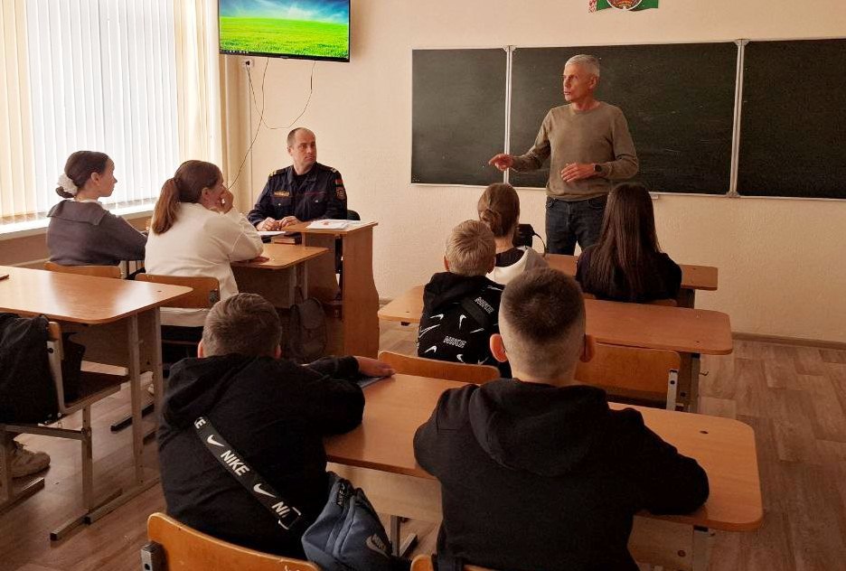 Занятия с участниками военно-патриотического клуба «Снайпер»